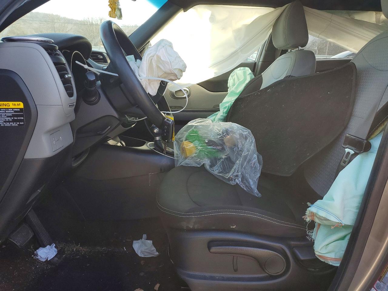 2016 KIA SOUL + photo 7