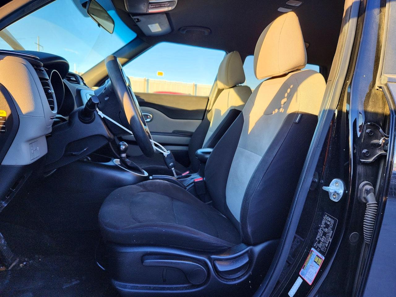 2017 KIA SOUL photo 7