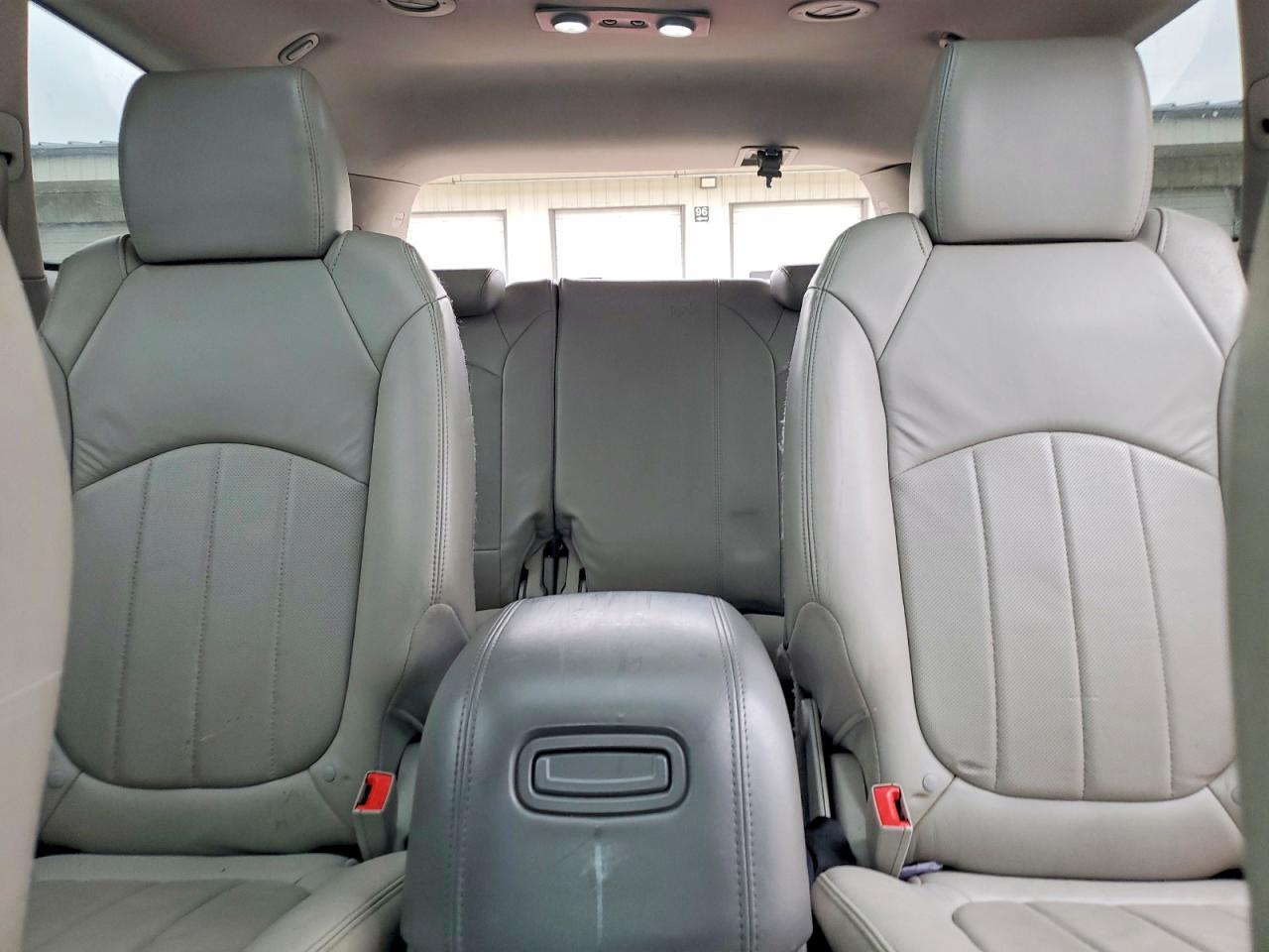 2011 BUICK ENCLAVE CXL photo 10