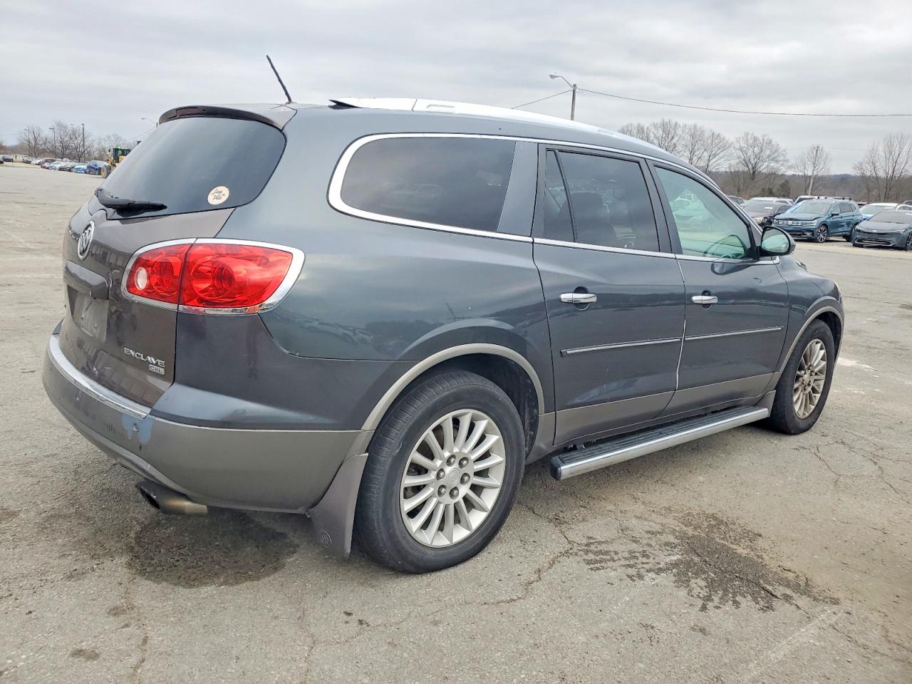 2011 BUICK ENCLAVE CXL photo 3