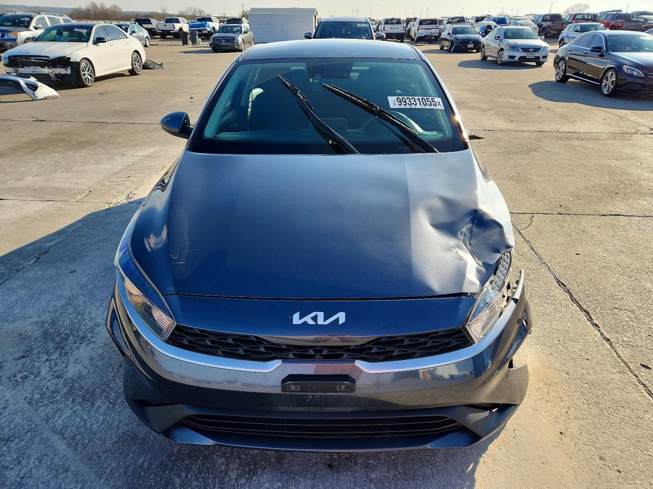 2023 KIA FORTE LX photo 9