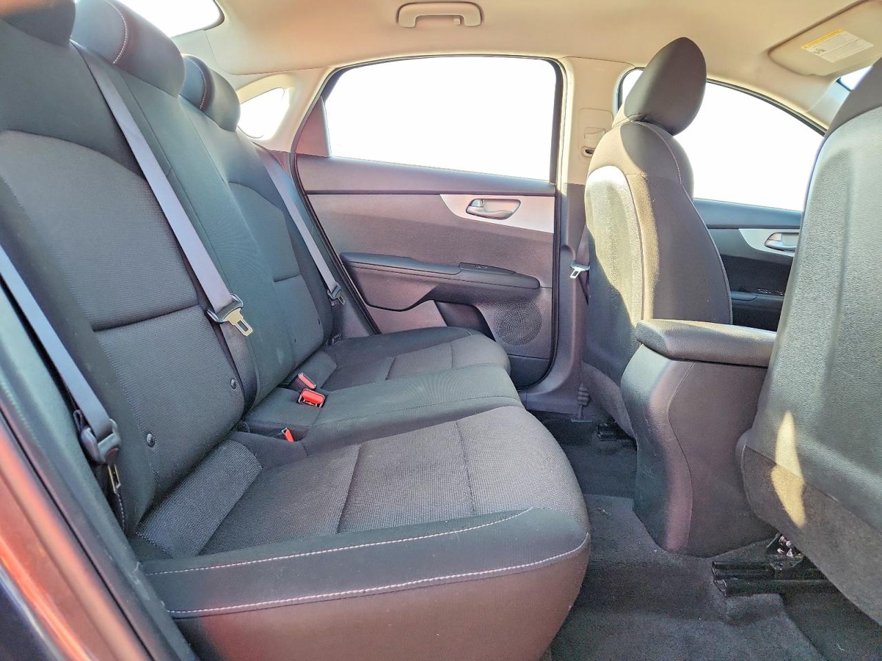 2023 KIA FORTE LX photo 19