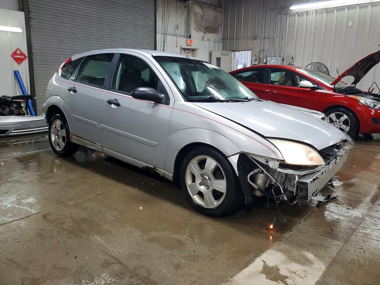 2005 FORD FOCUS ZX5 photo 4