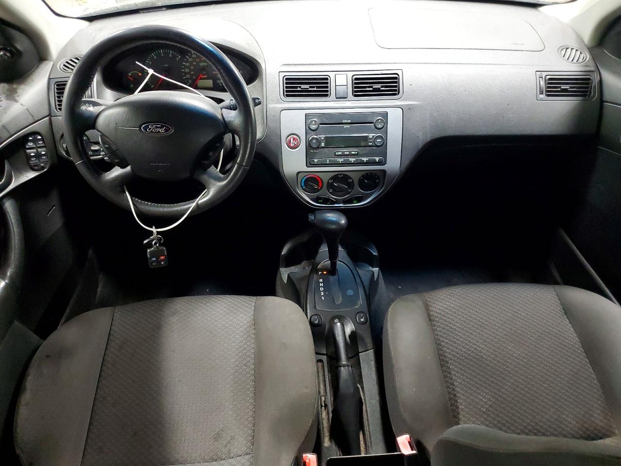 2005 FORD FOCUS ZX5 photo 8