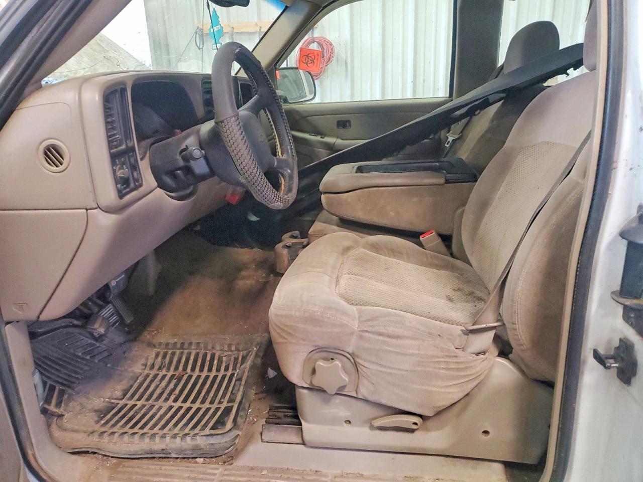 2002 CHEVROLET SILVERADO C1500 photo 7