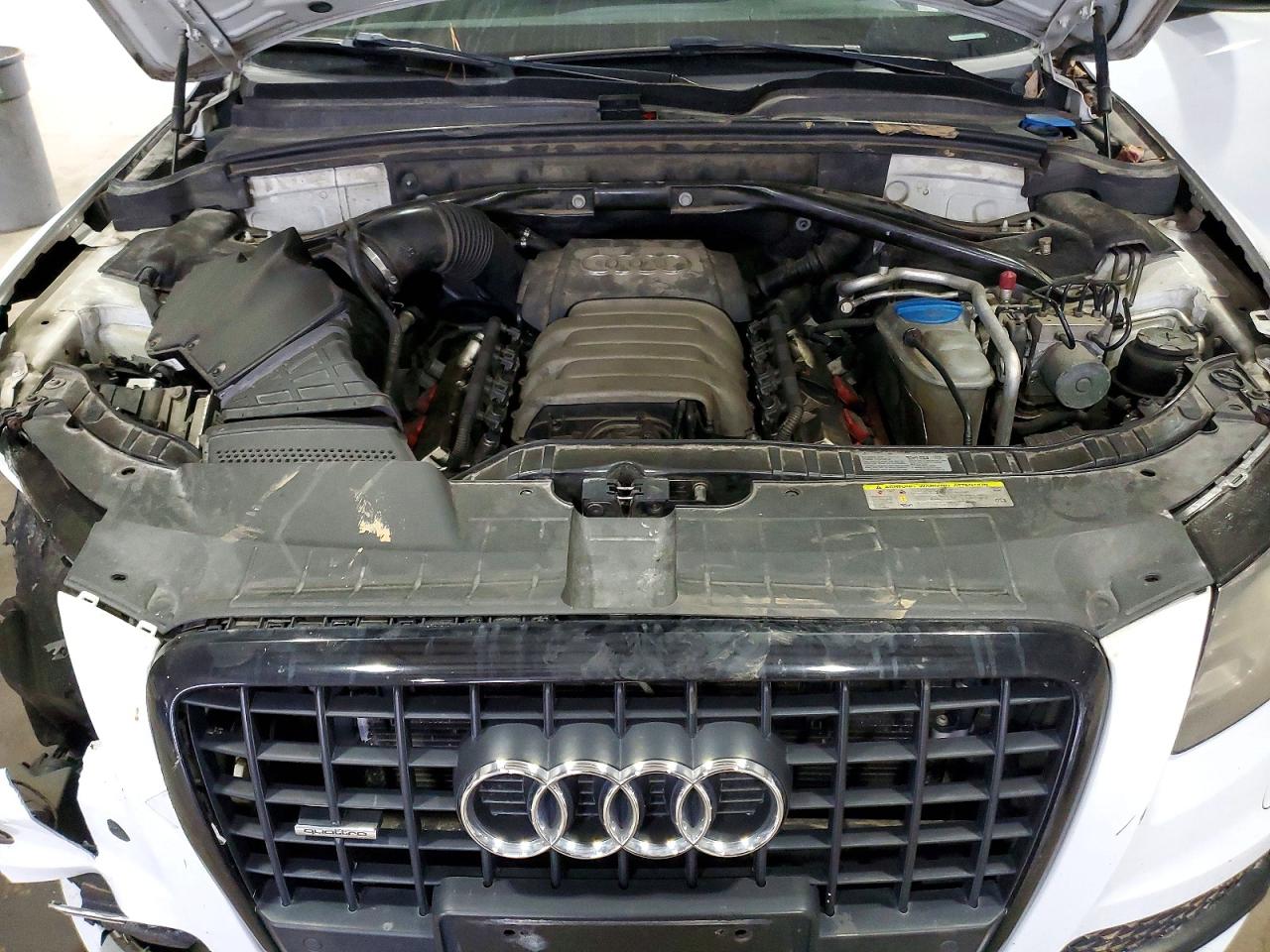2012 AUDI Q5 PREMIUM PLUS photo 12