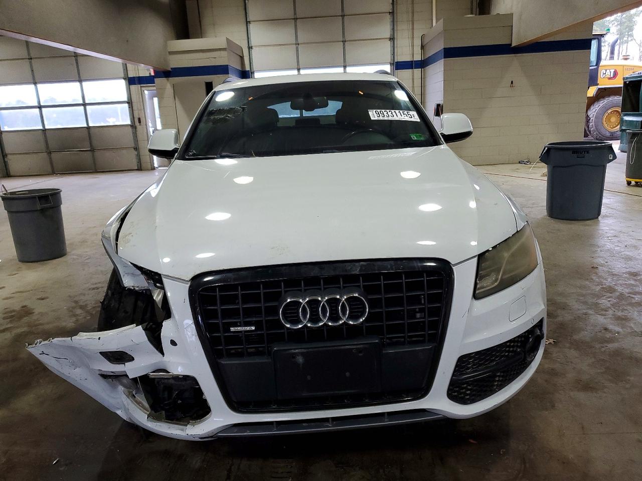 2012 AUDI Q5 PREMIUM PLUS photo 5