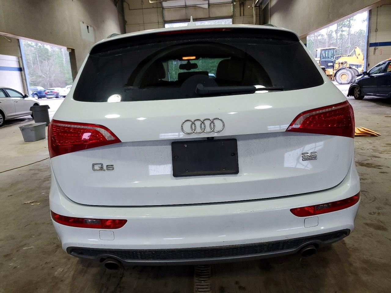 2012 AUDI Q5 PREMIUM PLUS photo 6
