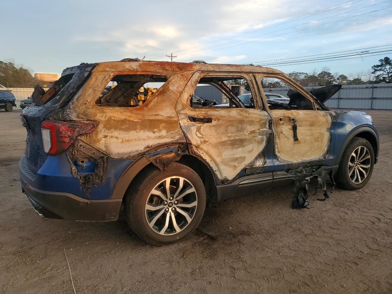2020 FORD EXPLORER ST photo 5