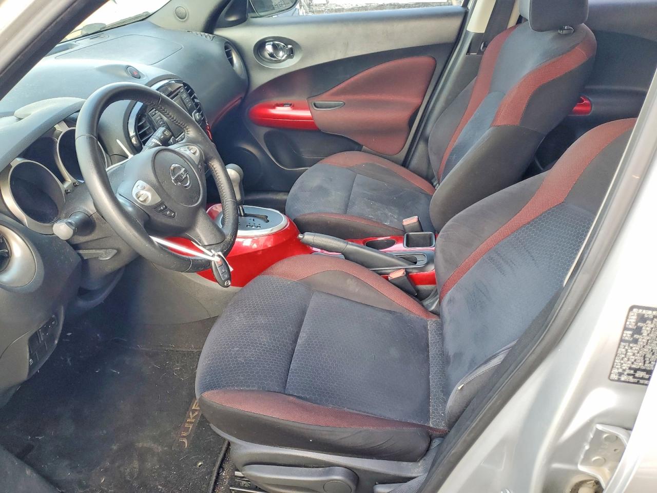 2015 NISSAN JUKE S photo 7