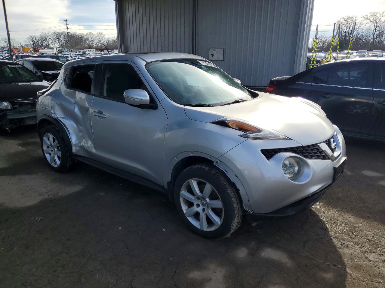 2015 NISSAN JUKE S photo 4