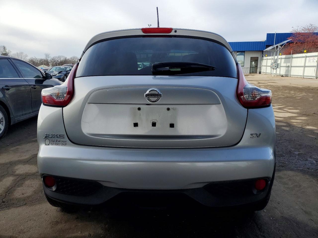 2015 NISSAN JUKE S photo 6