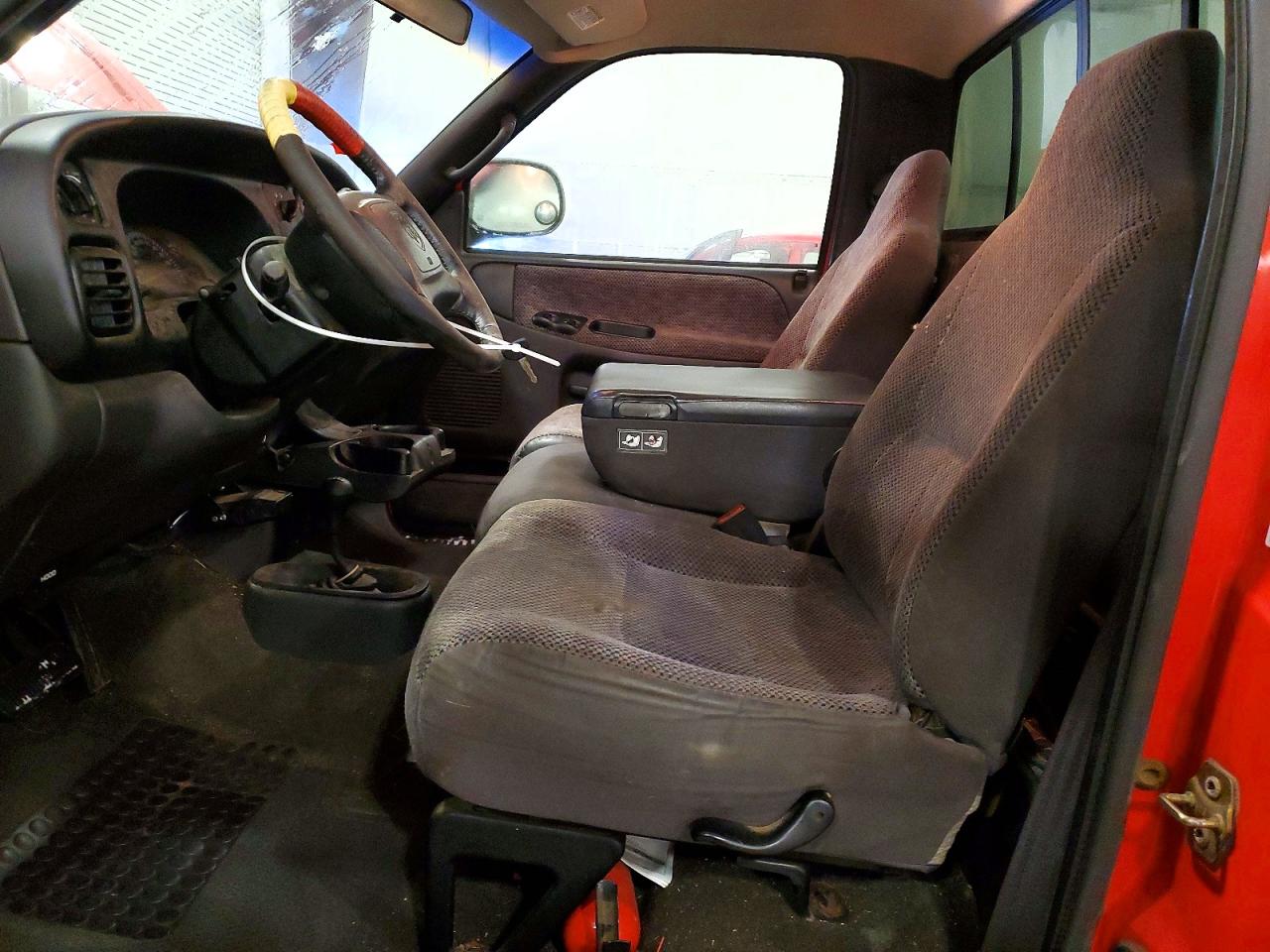 2001 DODGE RAM 1500 photo 13