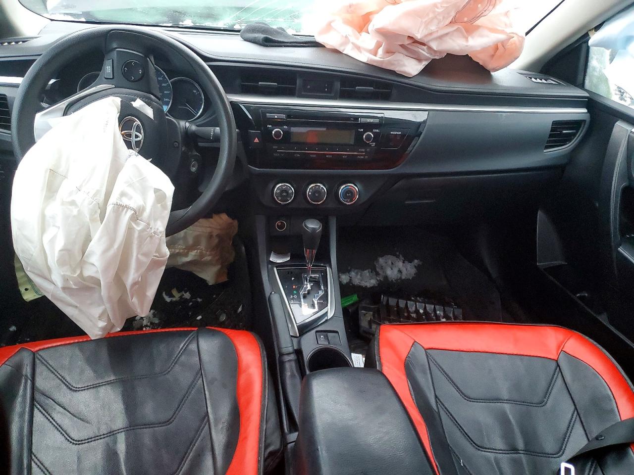 2016 TOYOTA COROLLA L photo 8