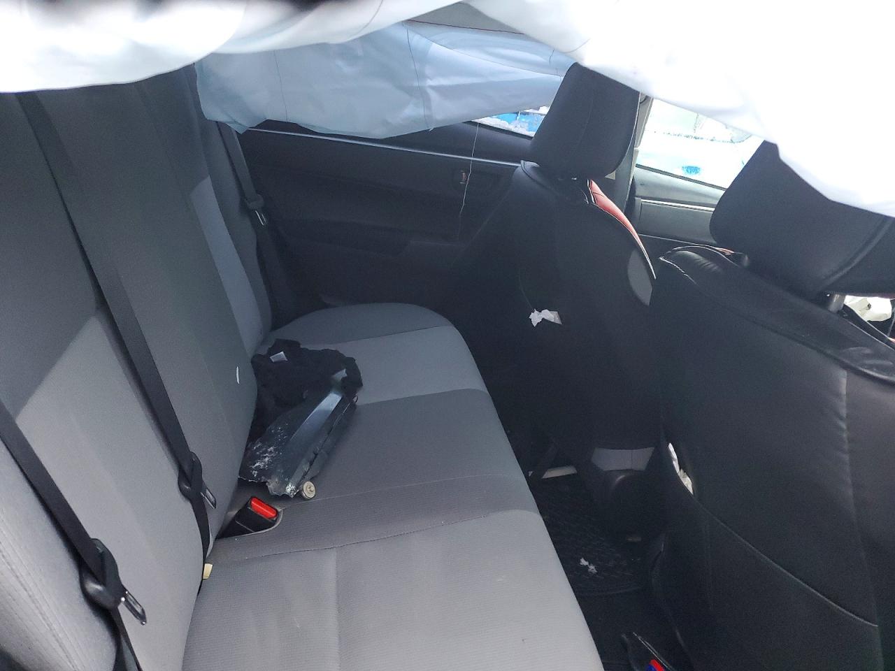 2016 TOYOTA COROLLA L photo 10