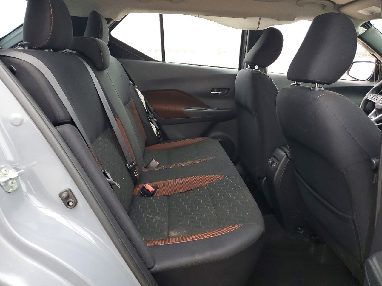 2023 NISSAN KICKS SR photo 11