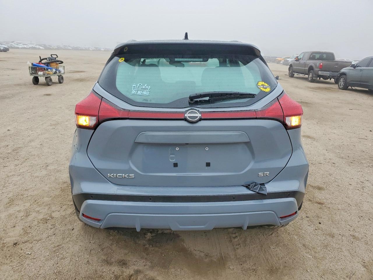 2023 NISSAN KICKS SR photo 6
