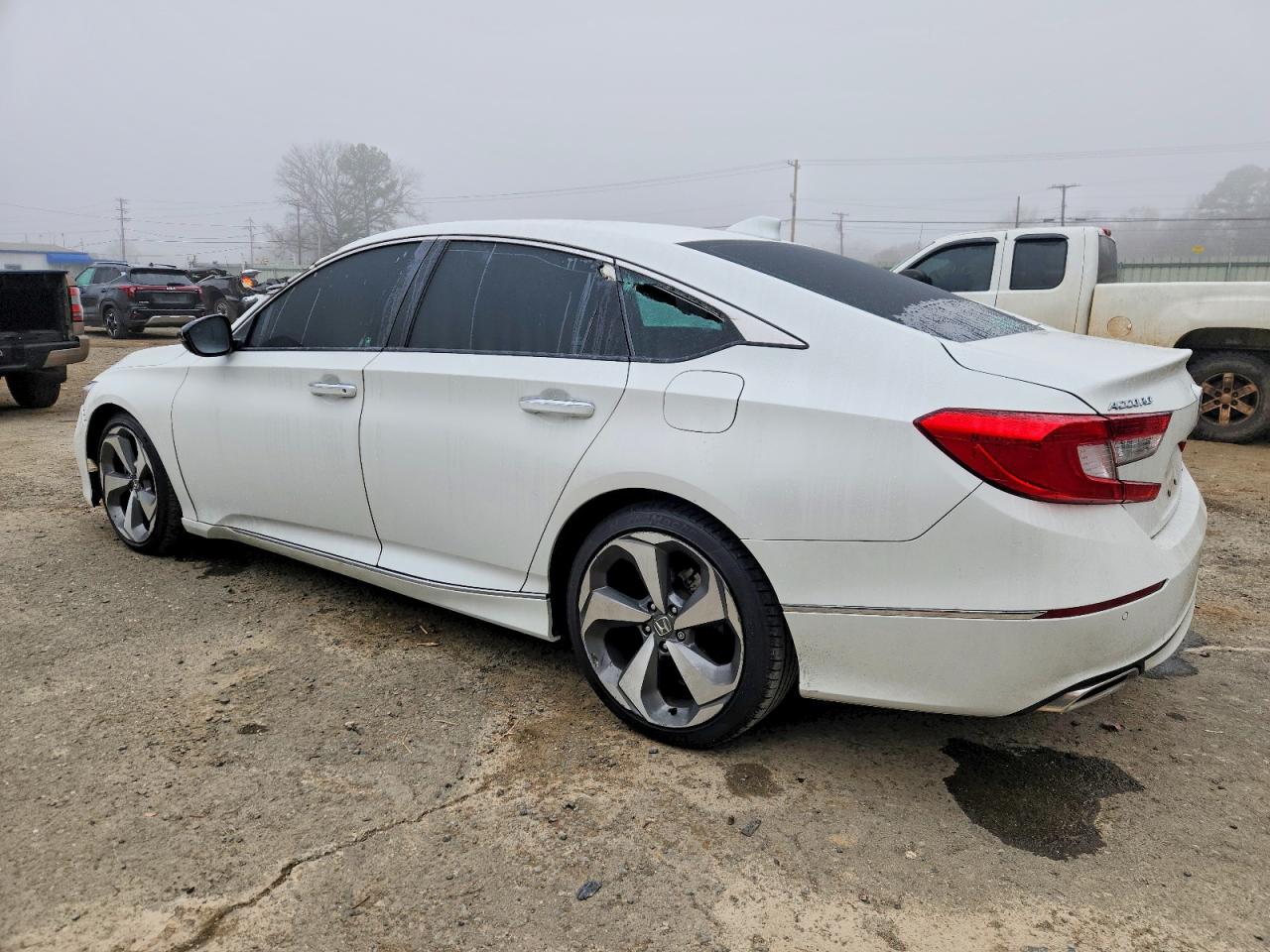 2020 HONDA ACCORD TOURING photo 3