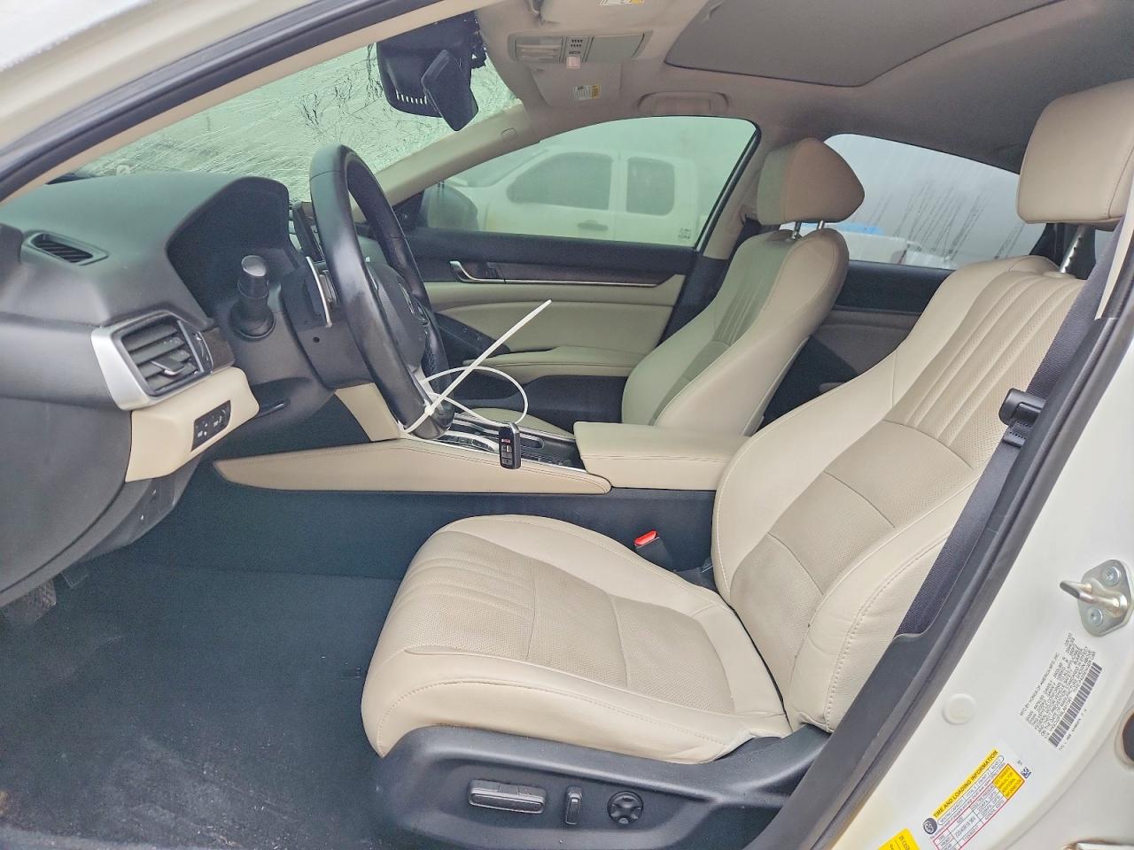 2020 HONDA ACCORD TOURING photo 13