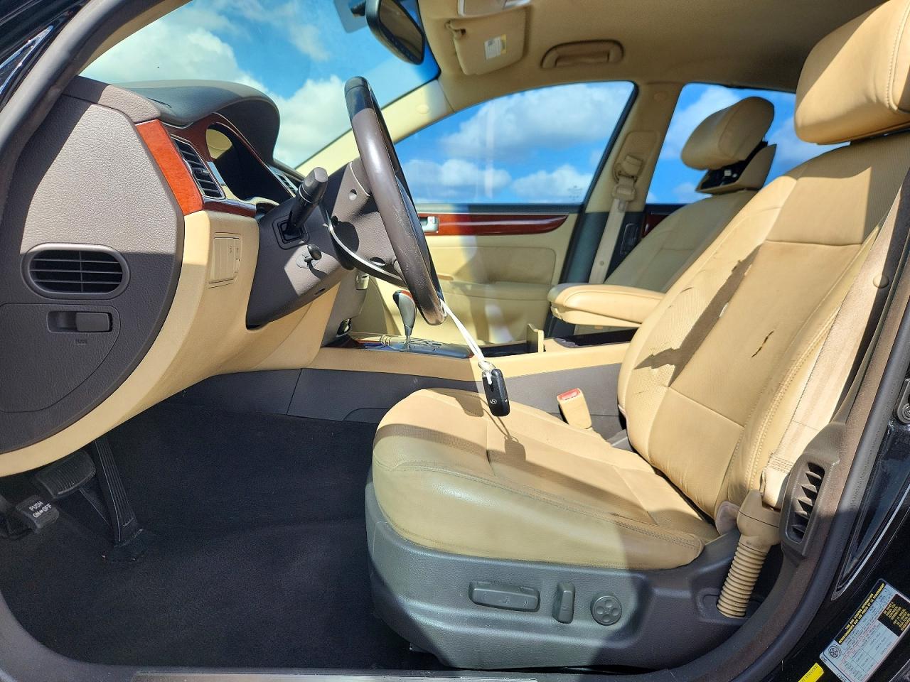 2012 HYUNDAI GENESIS 3.8L photo 7
