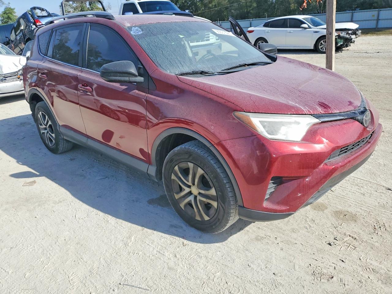 2018 TOYOTA RAV4 LE photo 4