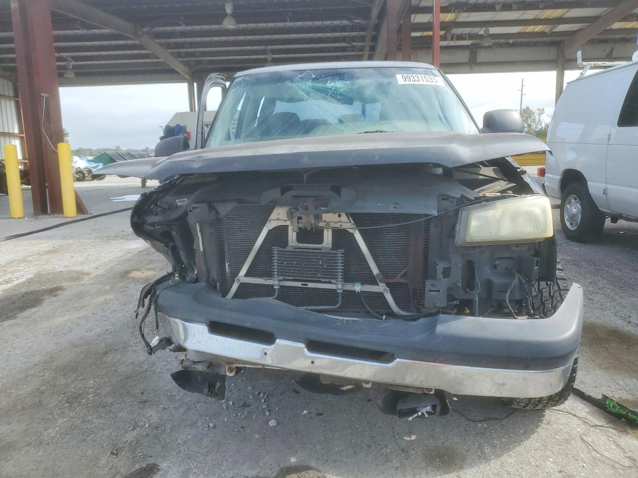 2005 CHEVROLET SILVERADO C1500 photo 9