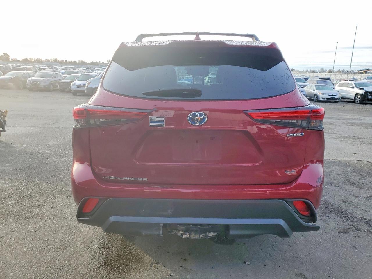 2020 TOYOTA HIGHLANDER HYBRID XLE photo 6