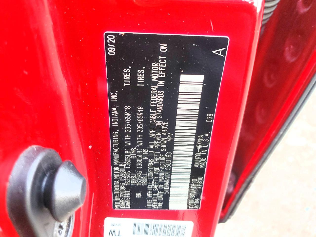2020 TOYOTA HIGHLANDER HYBRID XLE photo 14