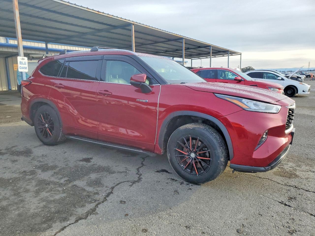 2020 TOYOTA HIGHLANDER HYBRID XLE photo 4