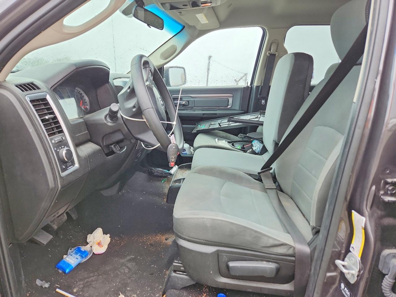 2022 RAM 1500 CLASSIC SLT photo 13