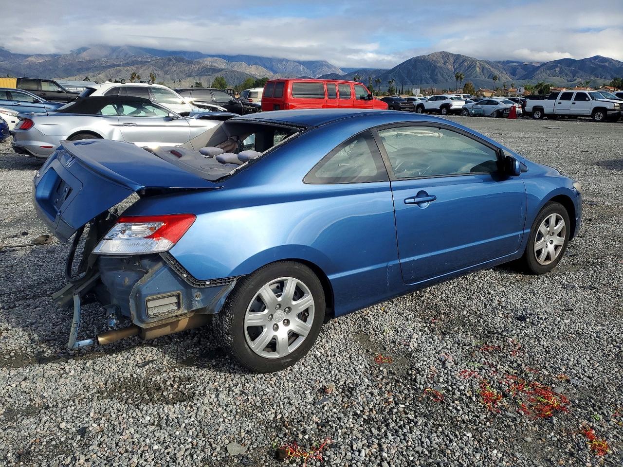 2010 HONDA CIVIC LX photo 3