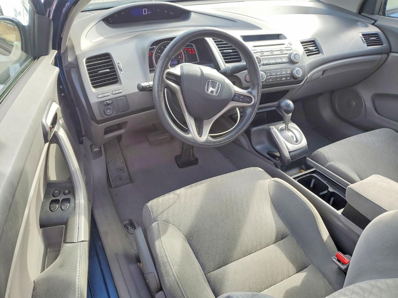 2010 HONDA CIVIC LX photo 8