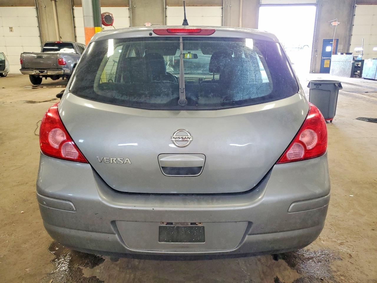 2012 NISSAN VERSA S photo 6