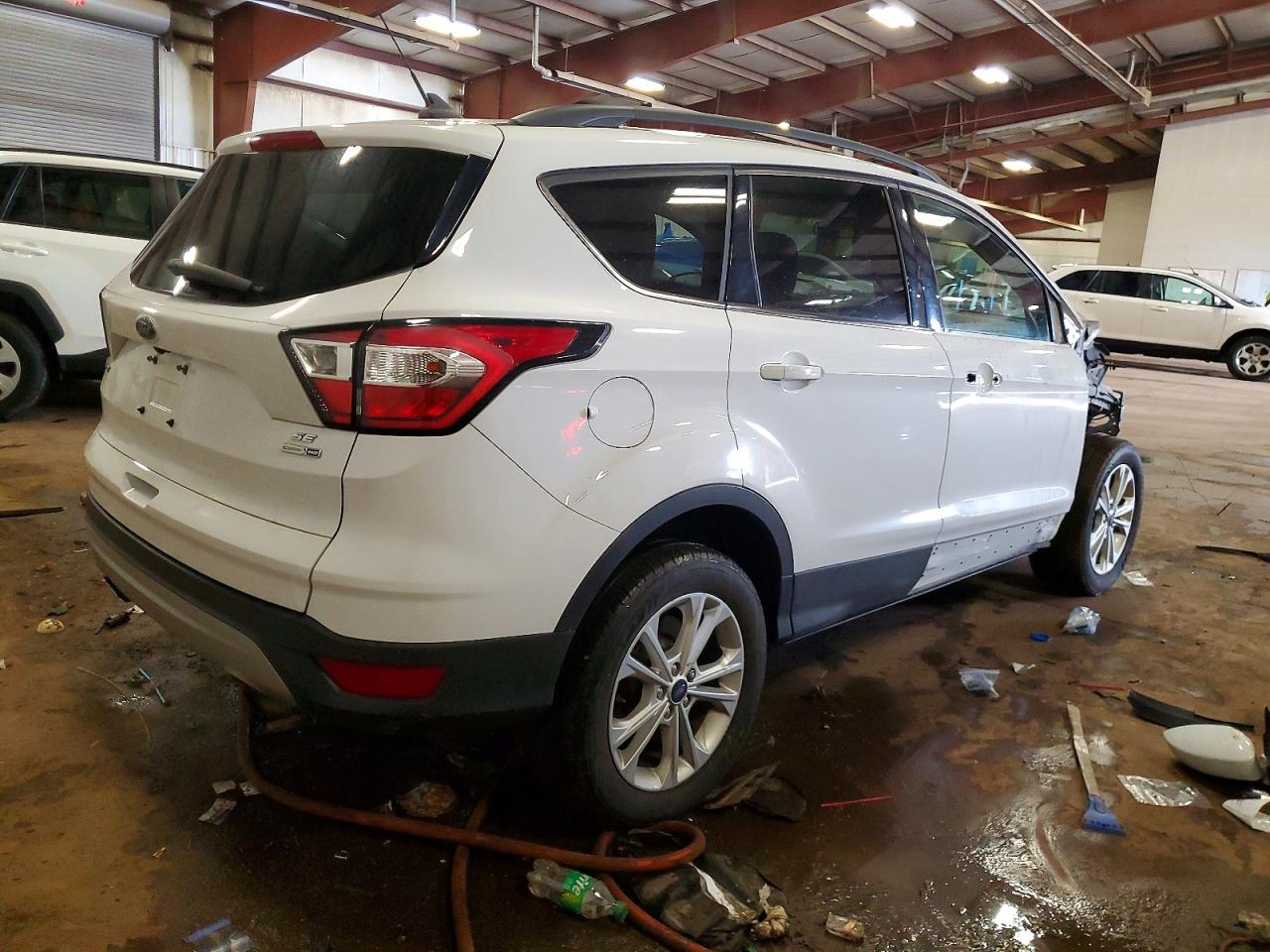 2018 FORD ESCAPE SE photo 3