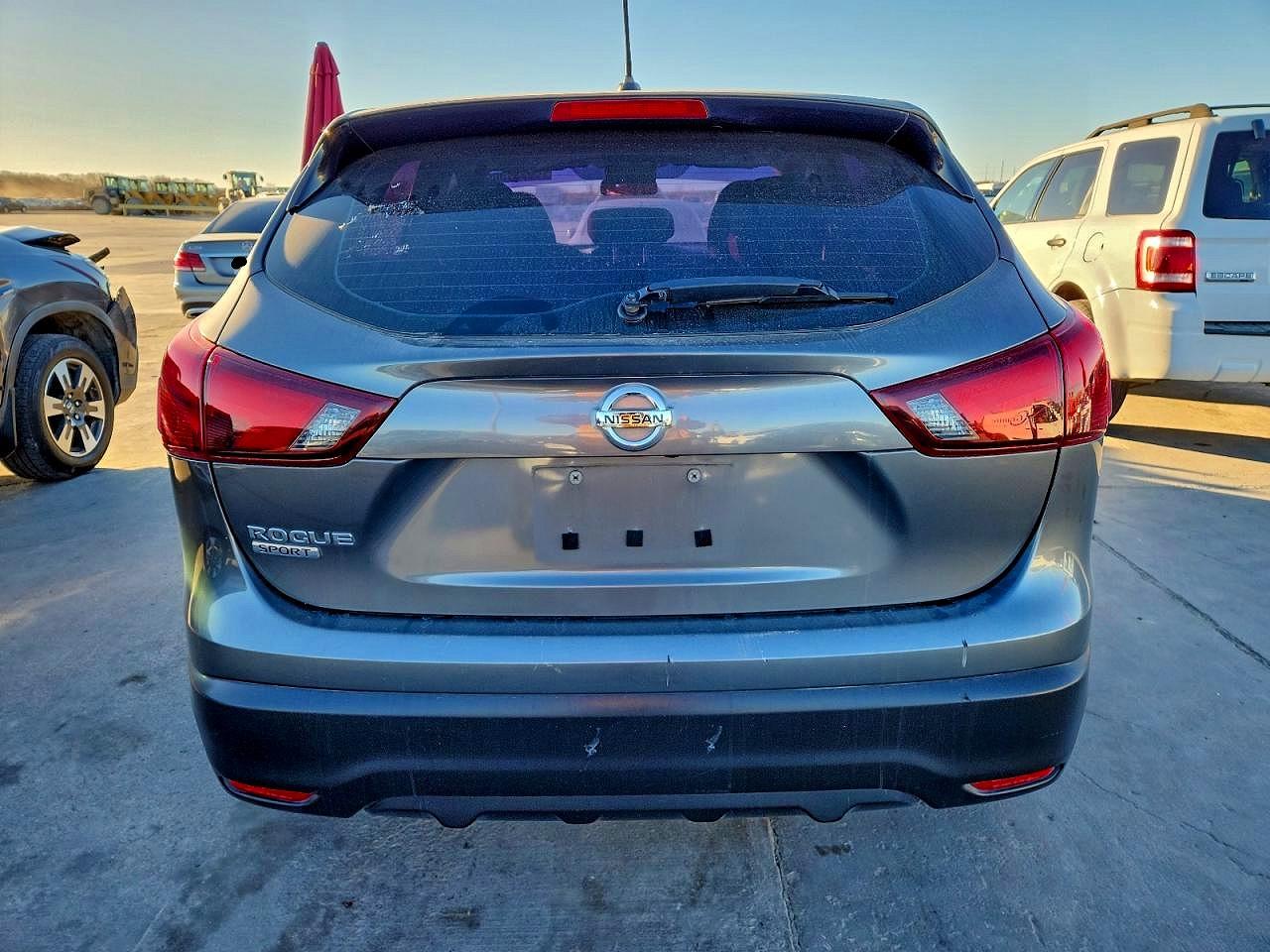 2019 NISSAN ROGUE SPORT S photo 6