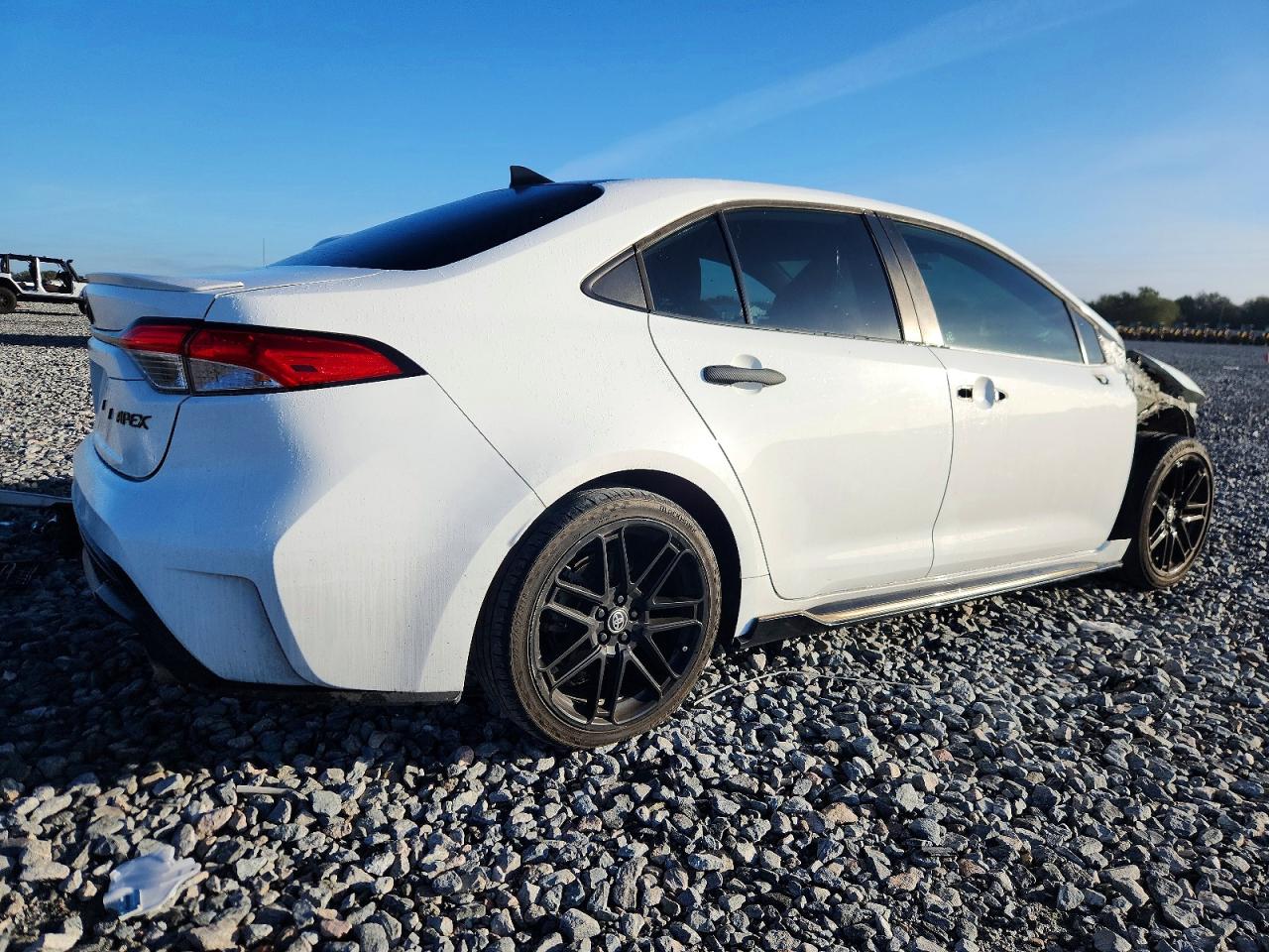 2021 TOYOTA COROLLA SE APEX photo 3