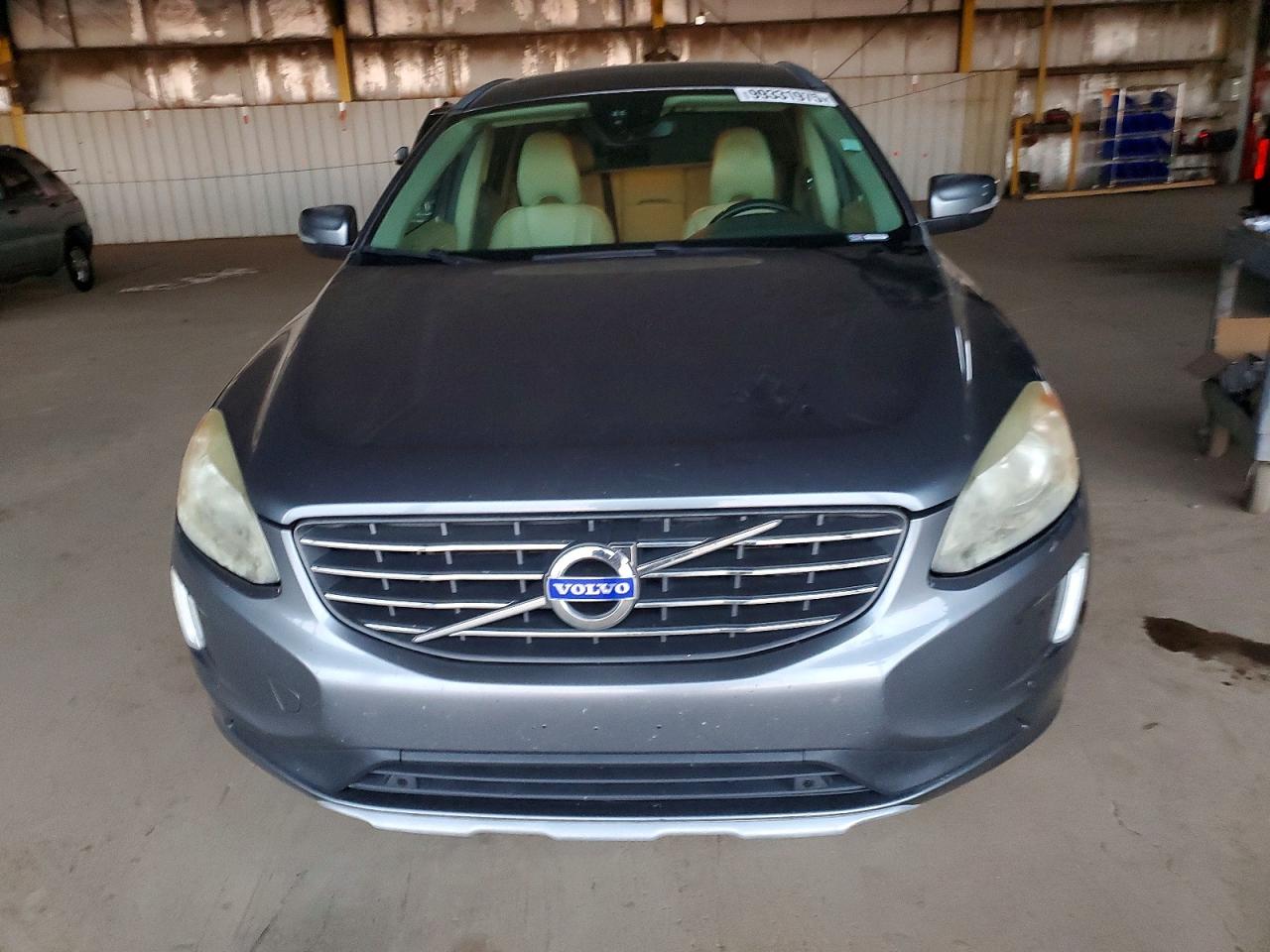 2016 VOLVO XC60 T5 PREMIER photo 5