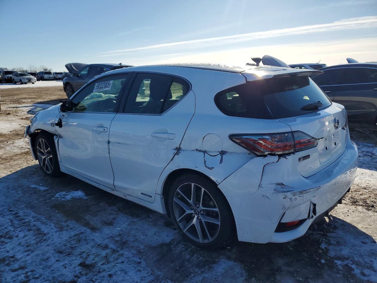 2017 LEXUS CT 200 photo 2