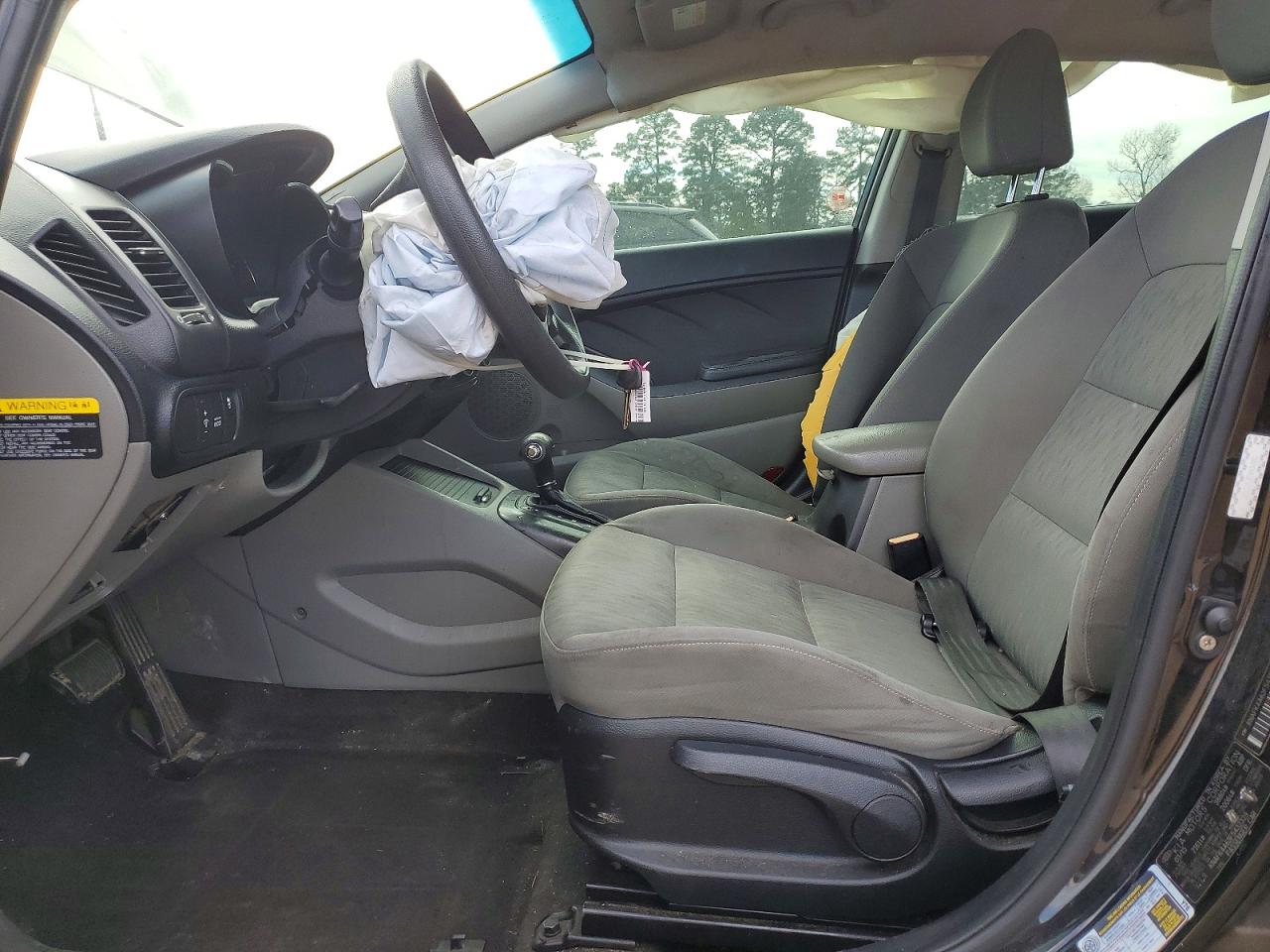 2015 KIA FORTE LX photo 13