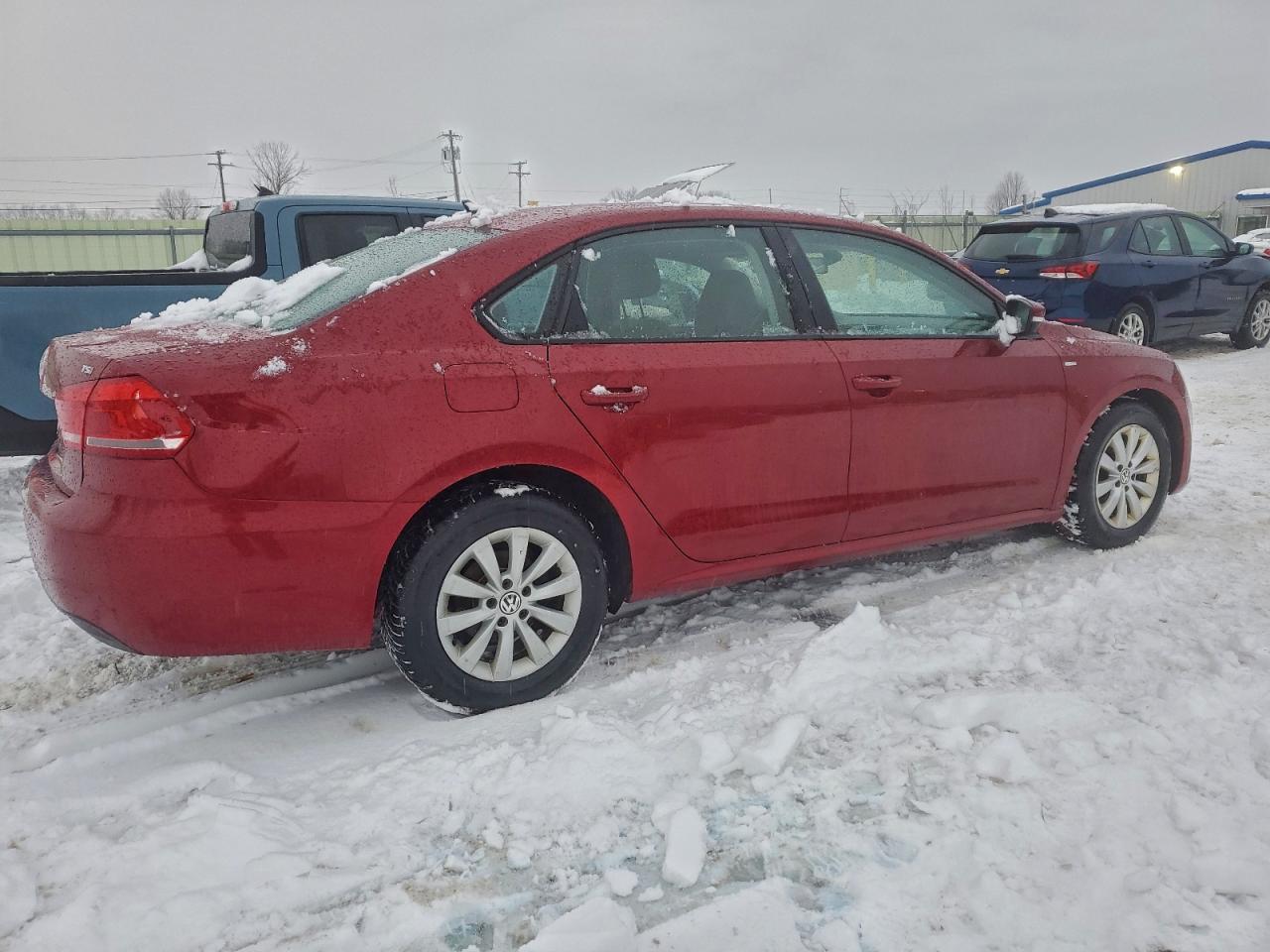 2015 VOLKSWAGEN PASSAT S photo 5