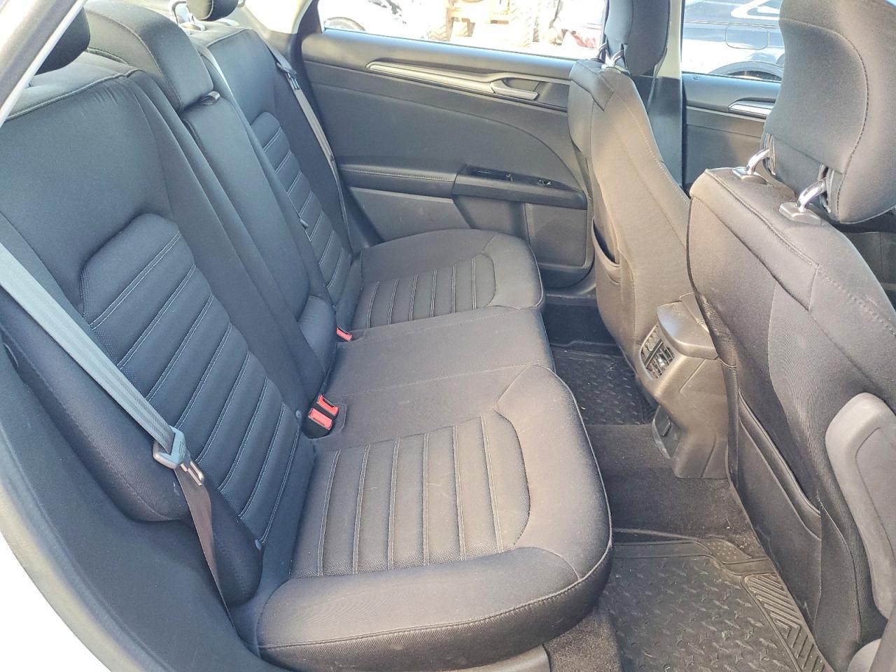 2014 FORD FUSION SE photo 10