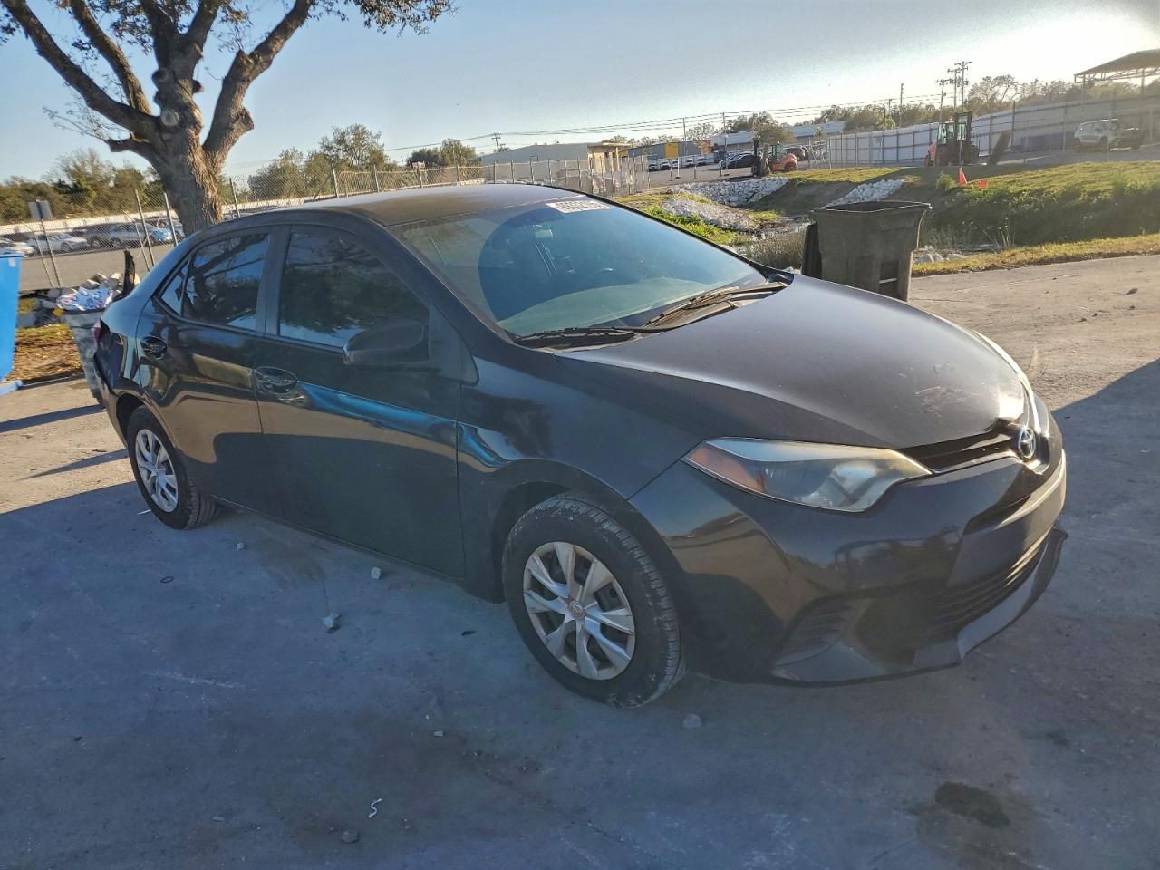 2016 TOYOTA COROLLA L photo 4