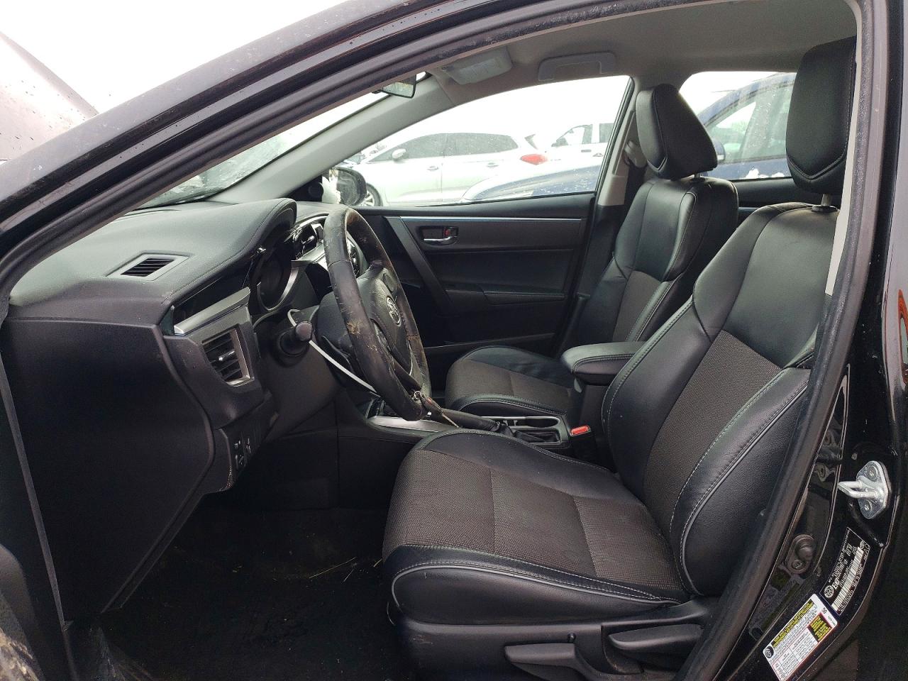 2015 TOYOTA COROLLA L photo 13