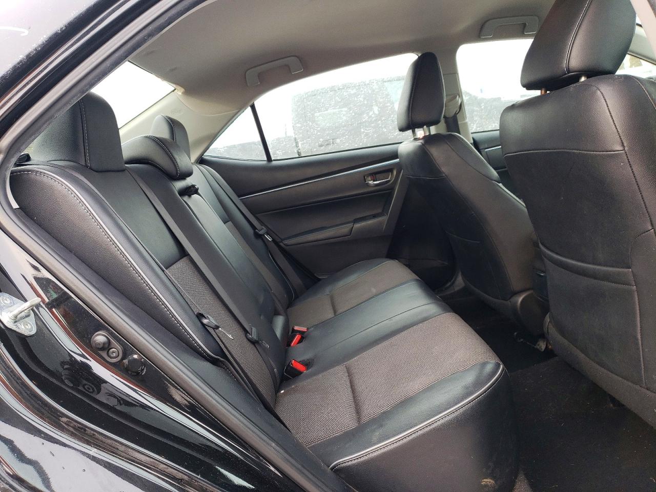 2015 TOYOTA COROLLA L photo 19