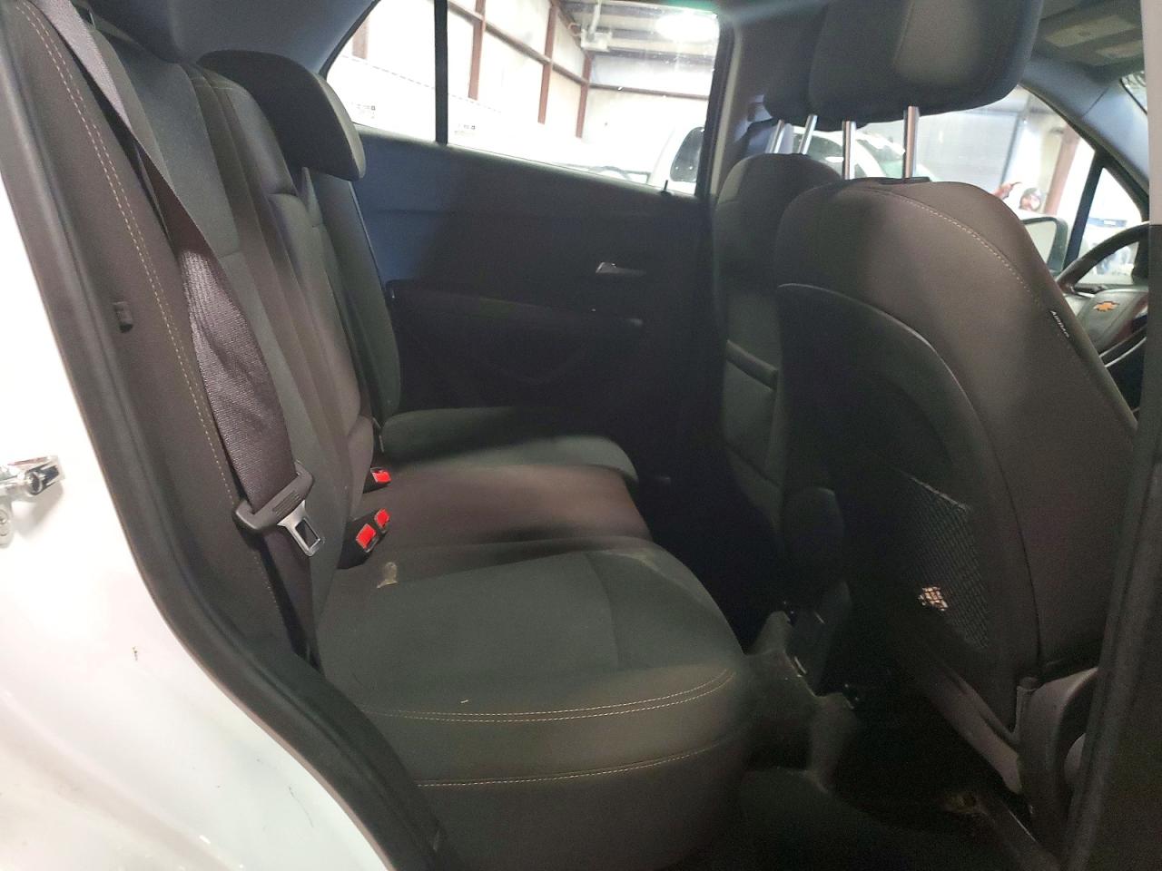 2018 CHEVROLET TRAX LS photo 21
