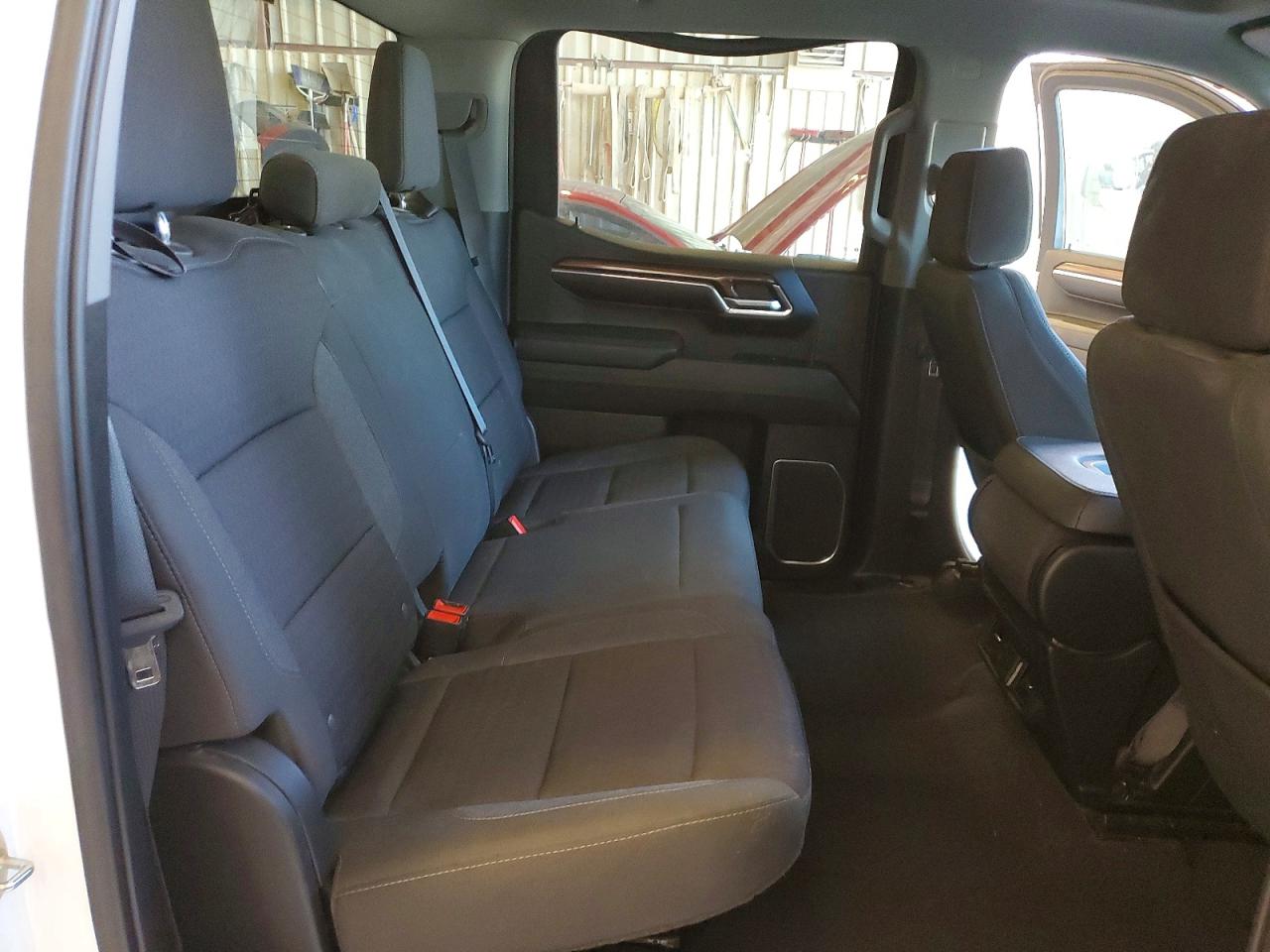 2023 CHEVROLET SILVERADO C1500 LT photo 10