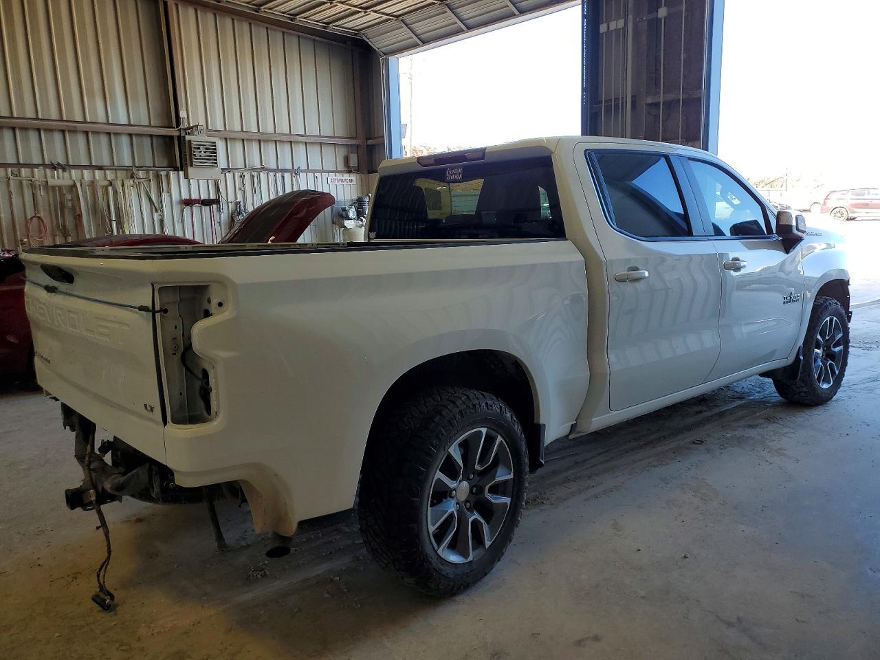 2023 CHEVROLET SILVERADO C1500 LT photo 3