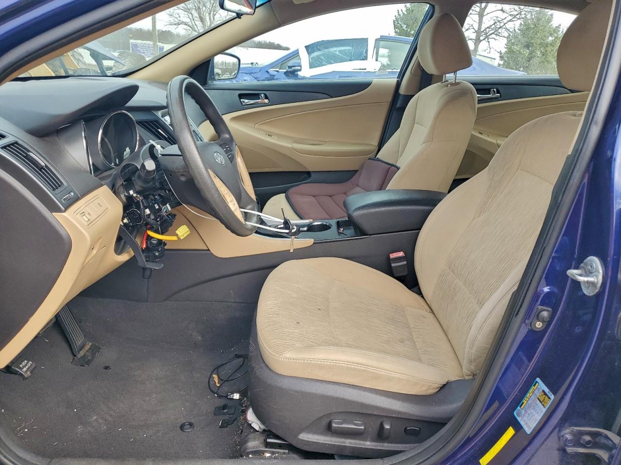 2011 HYUNDAI SONATA GLS photo 7