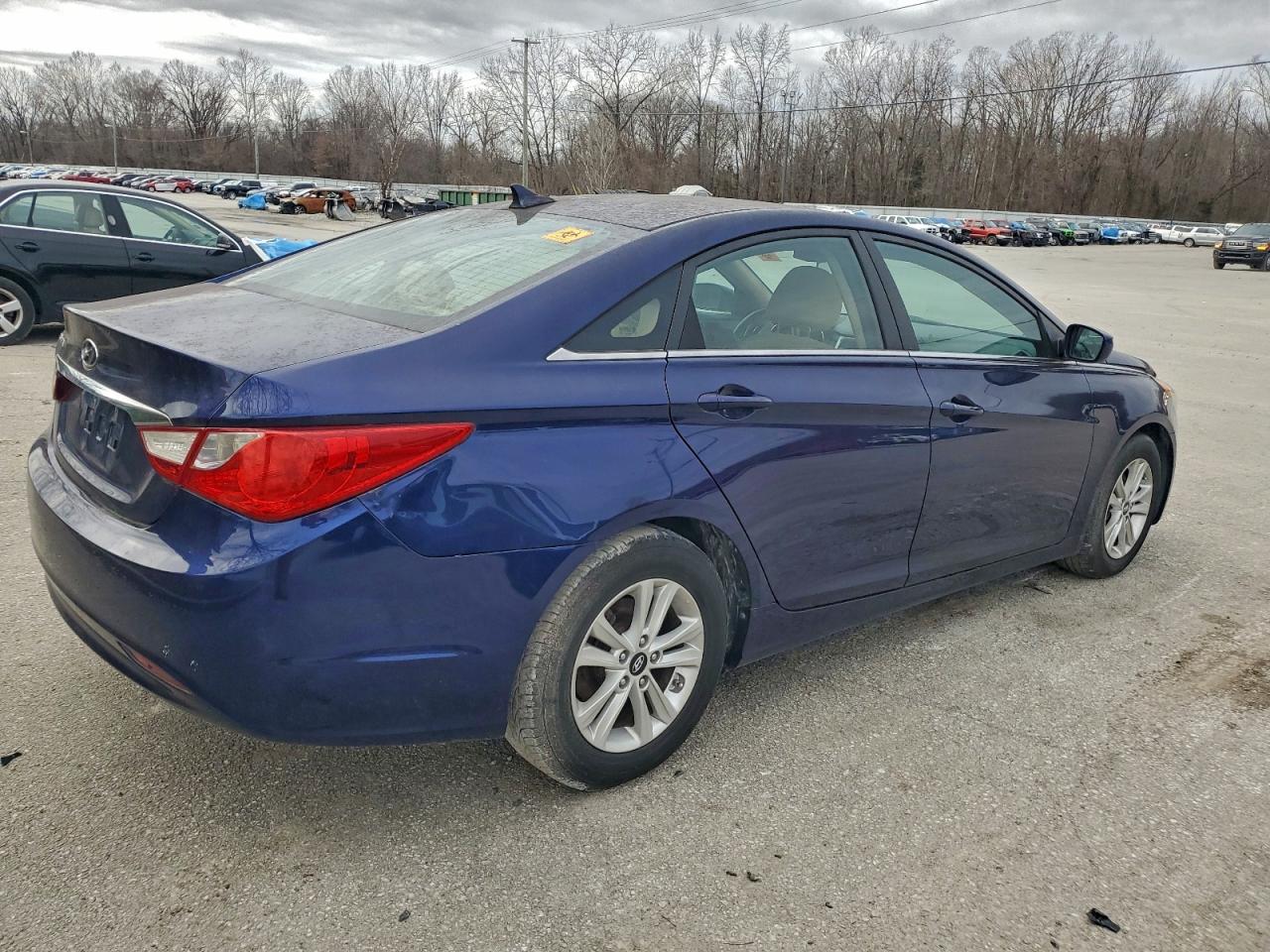 2011 HYUNDAI SONATA GLS photo 3