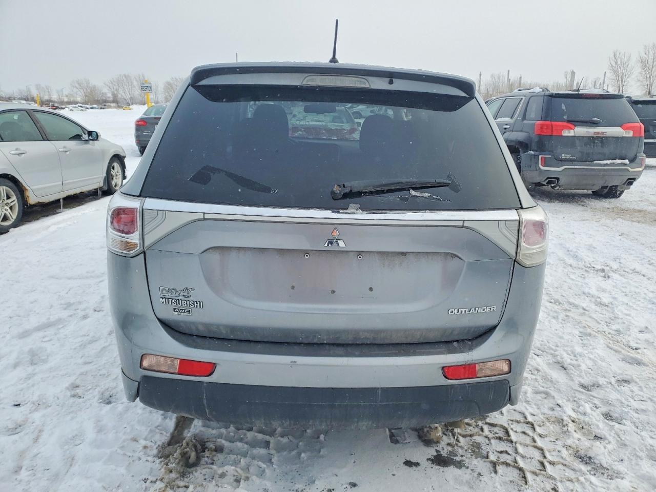 2014 MITSUBISHI OUTLANDER SE photo 11